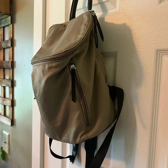 Mini backpack - Picture 3 of 7